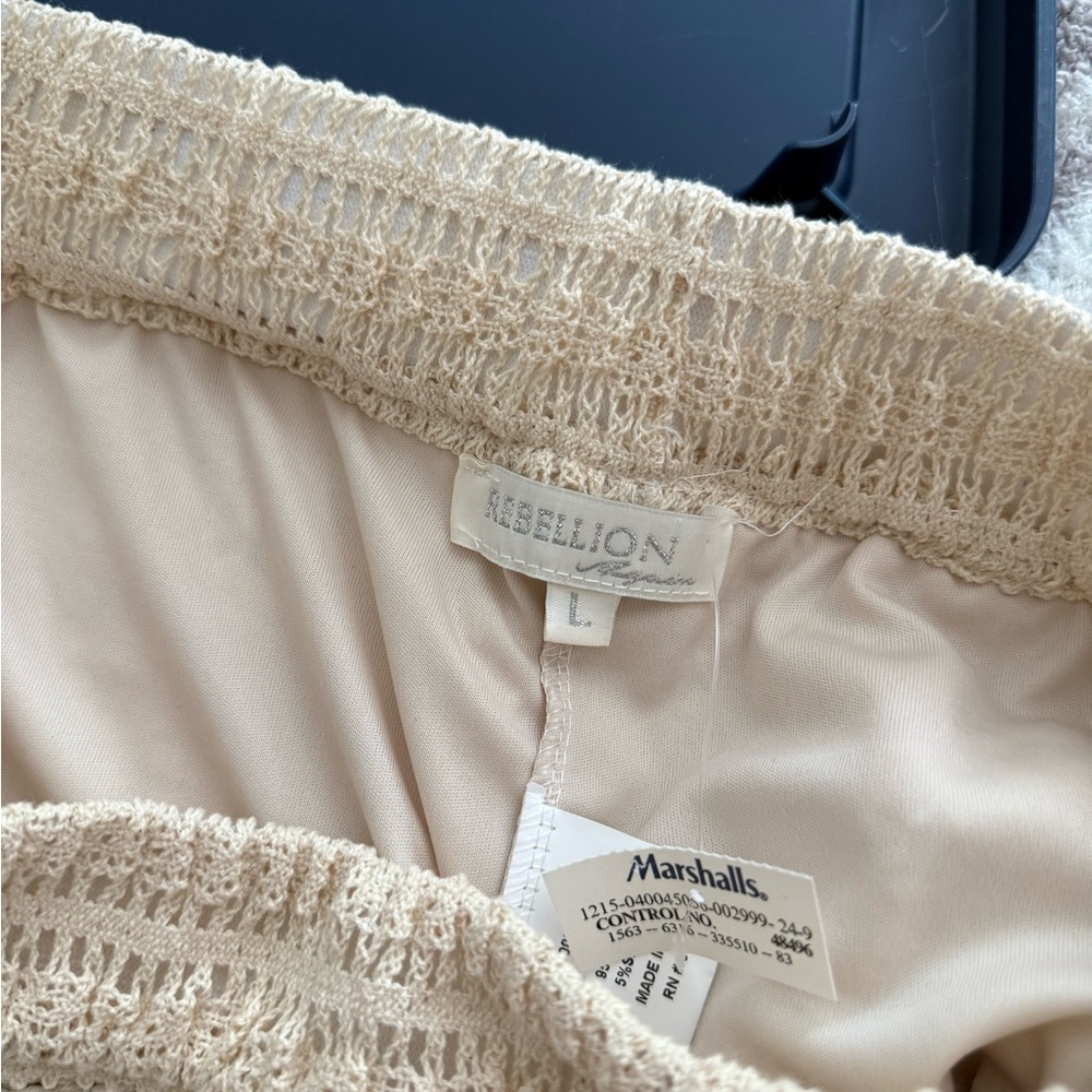 Marshalls Beige Crochet Set - Picture 2 of 2